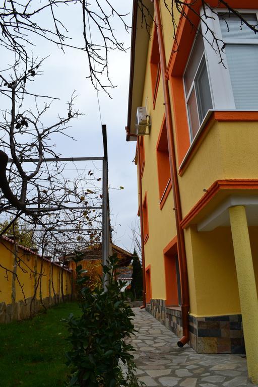 Marinovata Kashta Guest House Veliki Preslav Ngoại thất bức ảnh