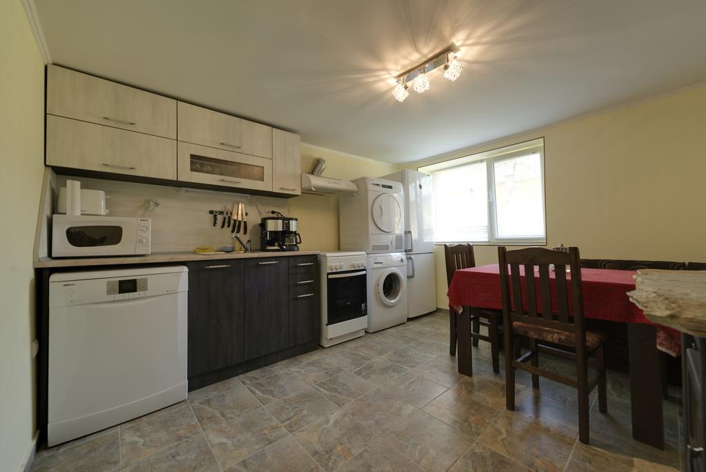 Marinovata Kashta Guest House Veliki Preslav Ngoại thất bức ảnh