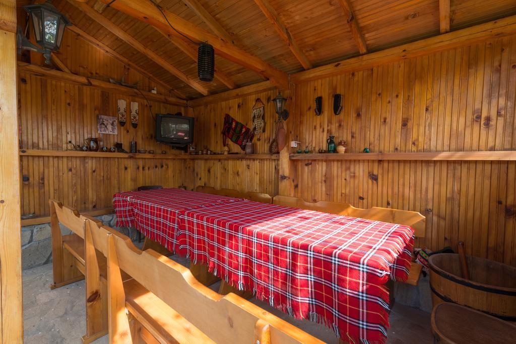 Marinovata Kashta Guest House Veliki Preslav Ngoại thất bức ảnh