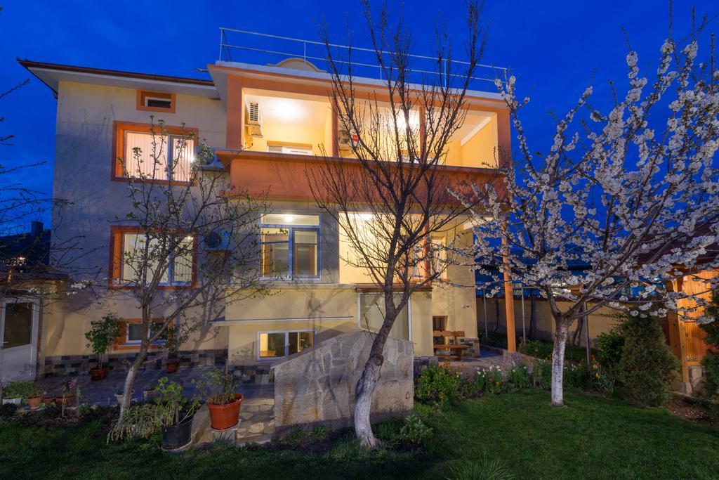 Marinovata Kashta Guest House Veliki Preslav Ngoại thất bức ảnh