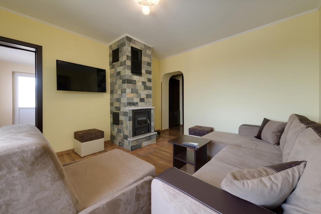 Marinovata Kashta Guest House Veliki Preslav Ngoại thất bức ảnh