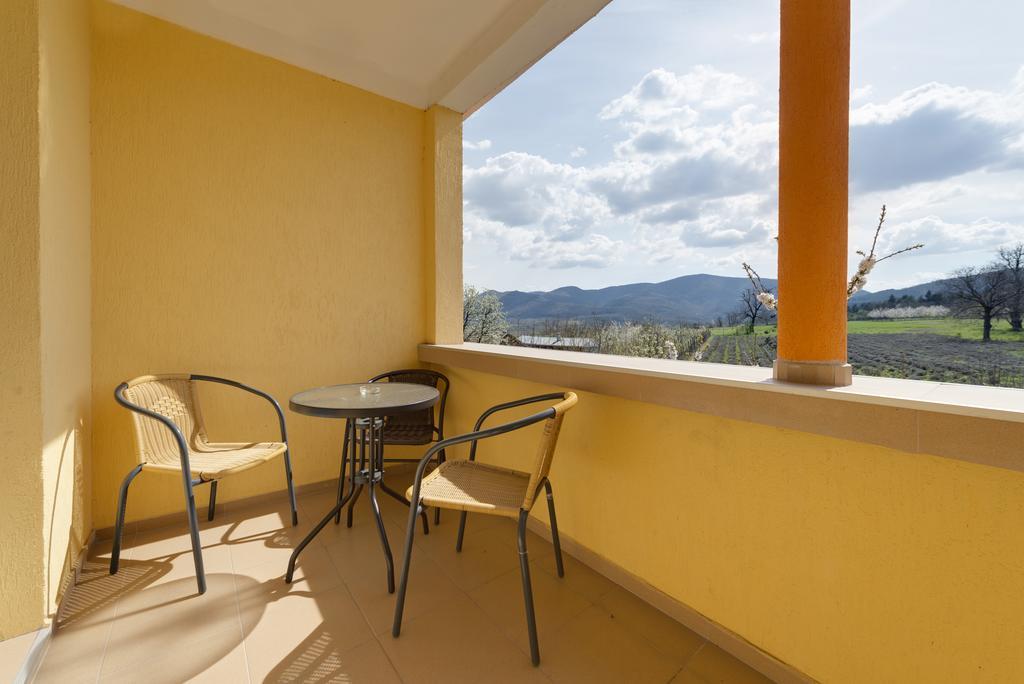 Marinovata Kashta Guest House Veliki Preslav Ngoại thất bức ảnh